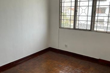 Subang Perdana Goodyear Court 10