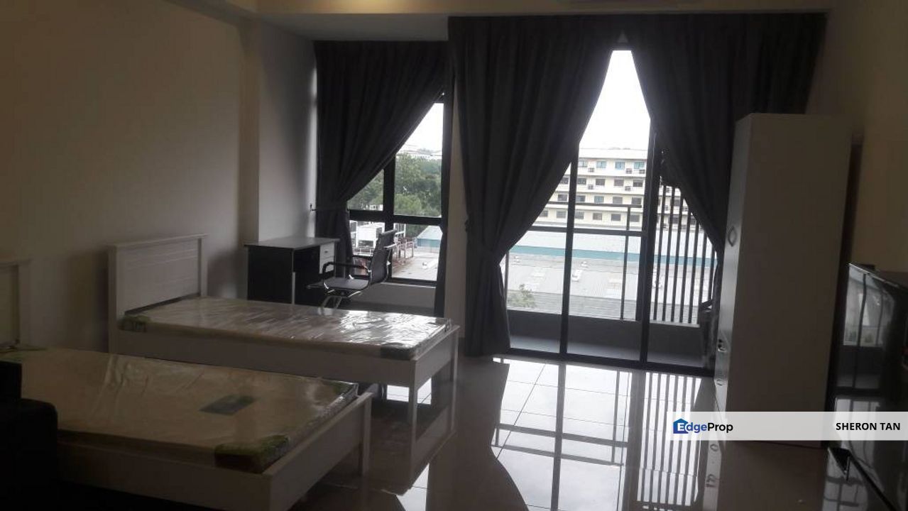 Utropolis Soho fully furnished , Selangor, Glenmarie
