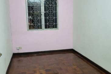 Subang Perdana Goodyear Court 9