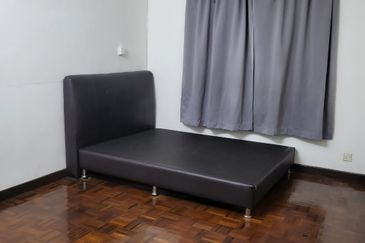 Subang Perdana Goodyear Court 9