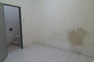 TAMAN ANJUNG BERCHAM MEGAH