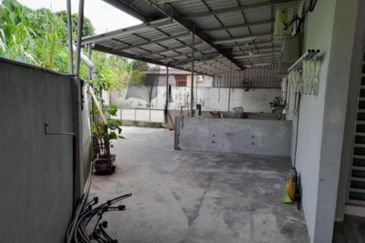 TAMAN ANJUNG BERCHAM MEGAH