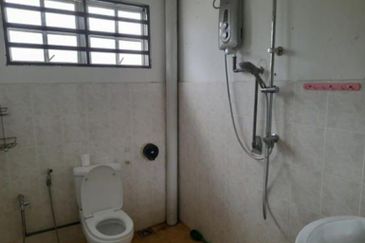 TAMAN ANJUNG BERCHAM MEGAH