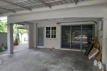 TAMAN ANJUNG BERCHAM MEGAH