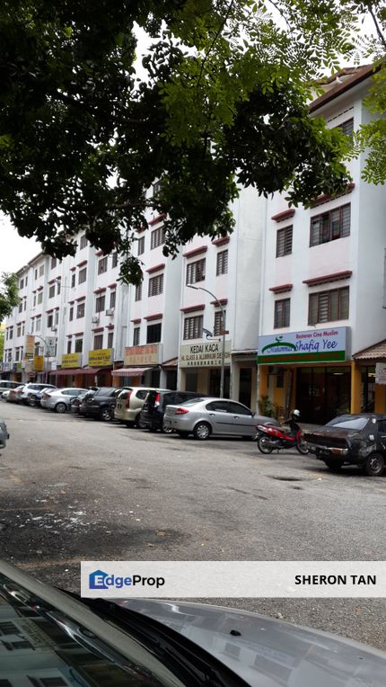 Good Year court  7 , Selangor, USJ