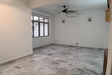 Subang Perdana Goodyear Court 7