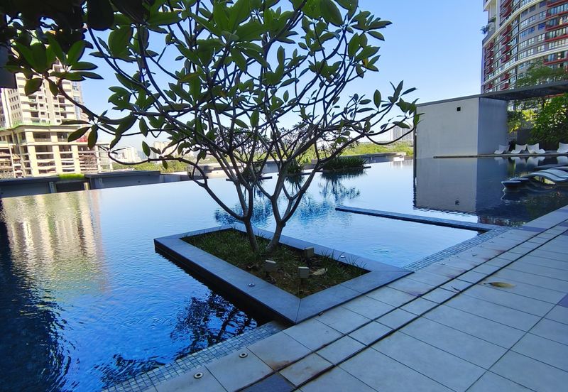 Paloma @ Tropicana Metropark