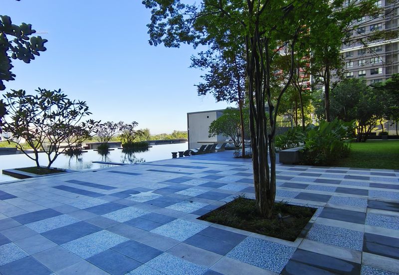 Paloma @ Tropicana Metropark