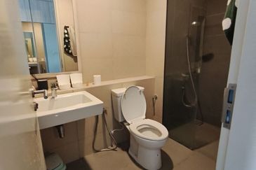 Paloma @ Tropicana Metropark