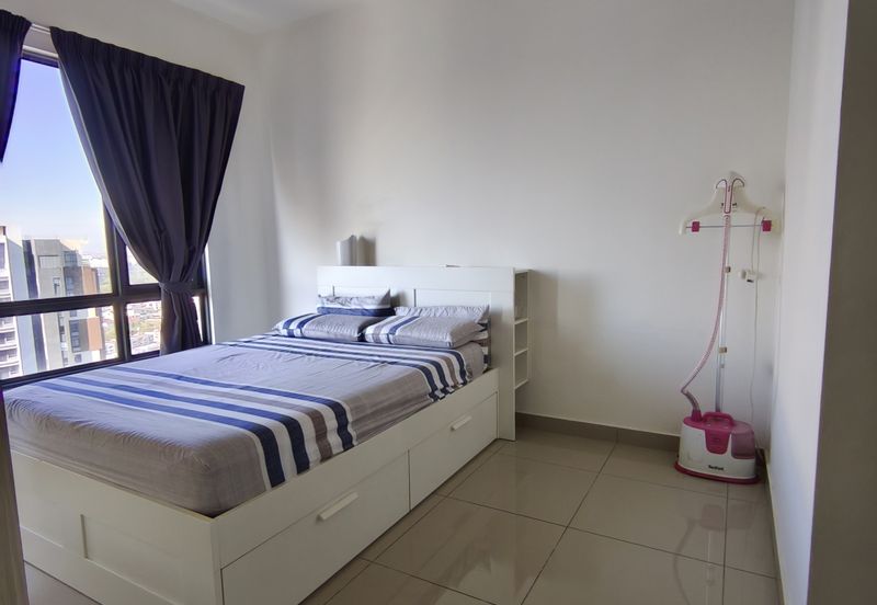 Paloma @ Tropicana Metropark