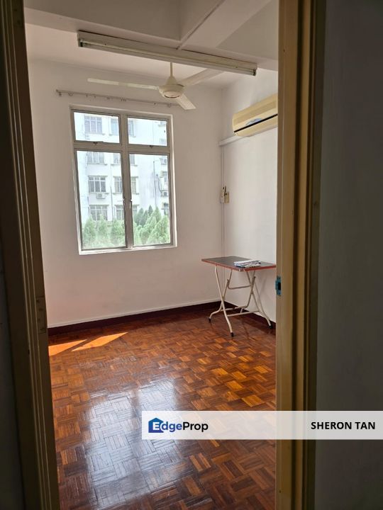 Subang Perdana Good Year Court 9 , Selangor, USJ