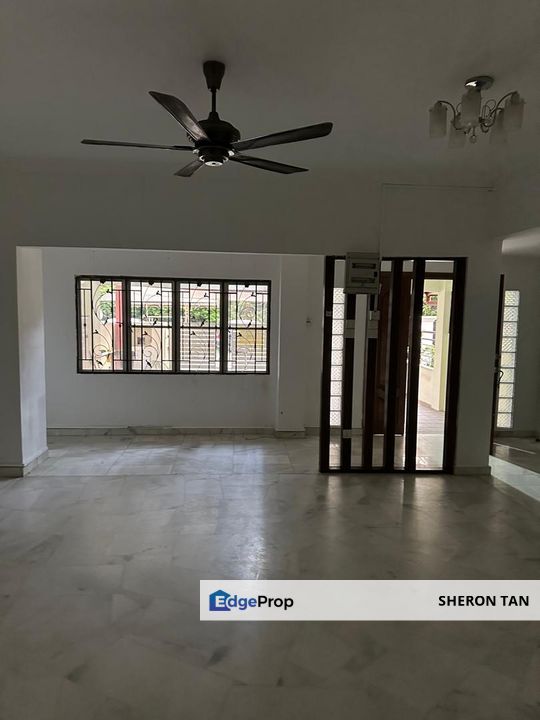 USJ 22 Landed  22x75 double storey link, Selangor, USJ