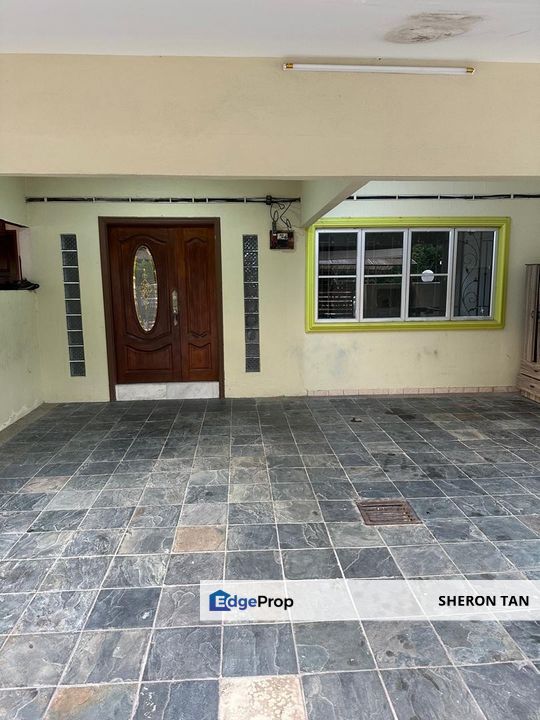 USJ 22 Landed  22x75 double storey link, Selangor, USJ