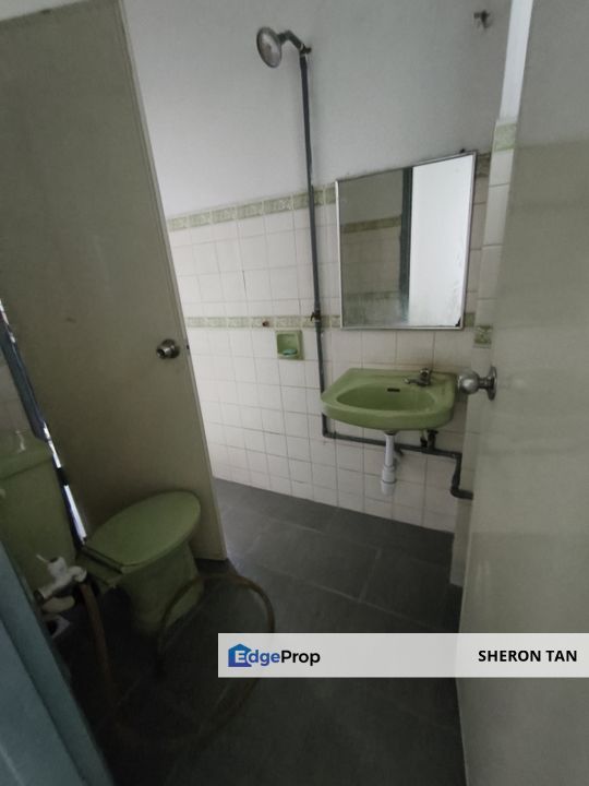 Usj 4 24x75 double storey link , Selangor, USJ