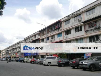 Pandan Cahaya Apt facing playground front unit, Selangor, Pandan Indah