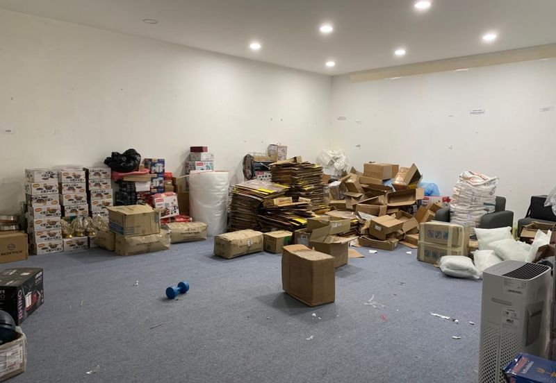 D'Pandan Business Square  4th Floor Office