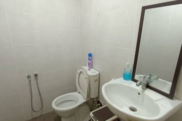 IQI Boulevard 2nd Floor Office Fully Renovation 