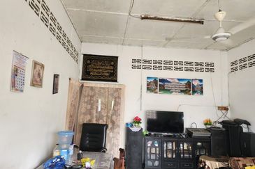 Kampung Ampang Campuran Single Storey House for Sales