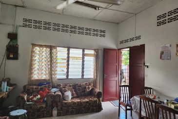 Kampung Ampang Campuran Single Storey House for Sales