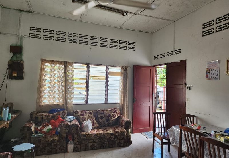 Kampung Ampang Campuran Single Storey House for Sales