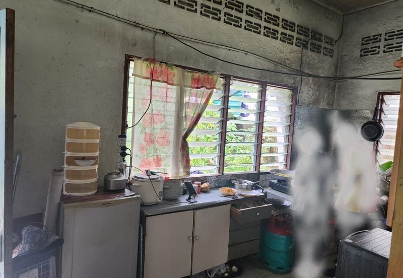 Kampung Ampang Campuran Single Storey House for Sales