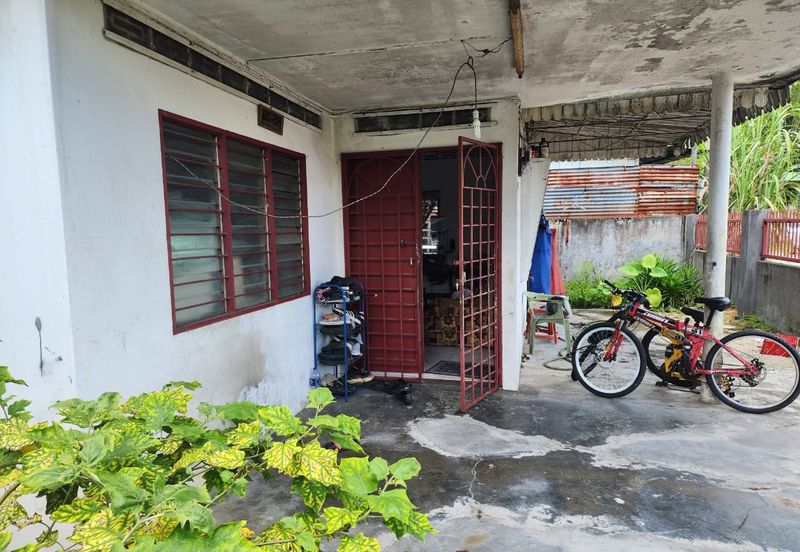 Kampung Ampang Campuran Single Storey House for Sales