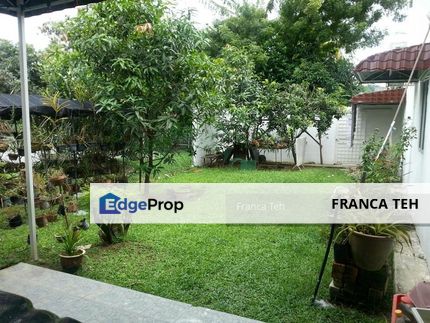 Corner House with big land Ampang Indah House, Selangor, Ampang