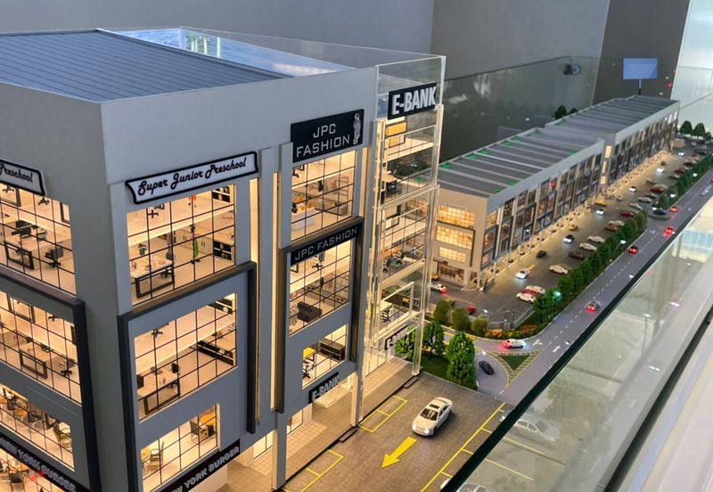 CG New Town 4 Storey Shoplot