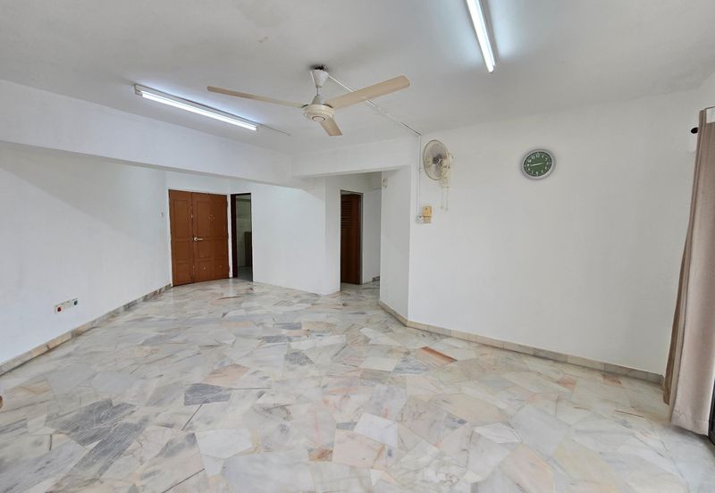 Le Jardine Condominium