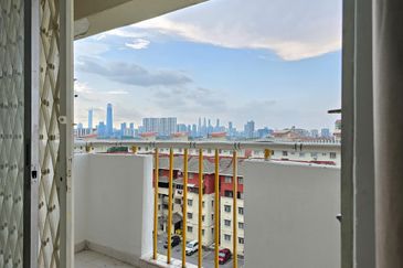 Le Jardine Condominium