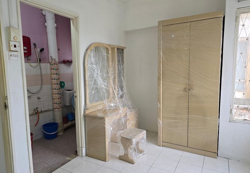 Le Jardine Condominium