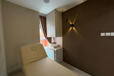 Jalan Maroof, Bangsar Bungalow House Nice Renovation Great Location