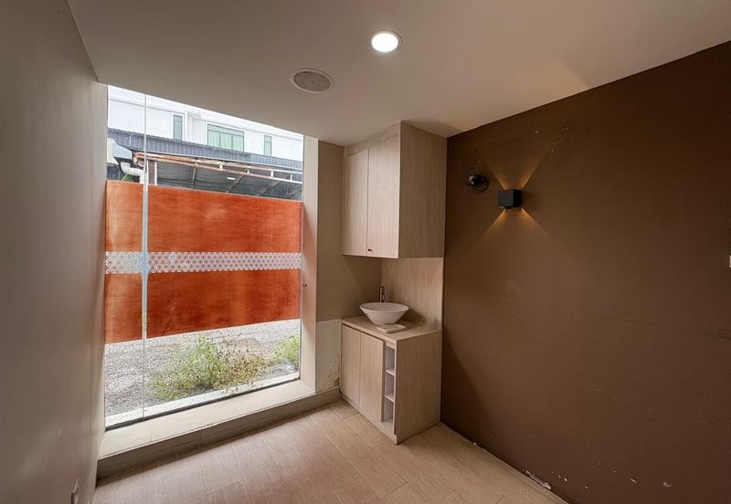 Jalan Maroof, Bangsar Bungalow House Nice Renovation Great Location