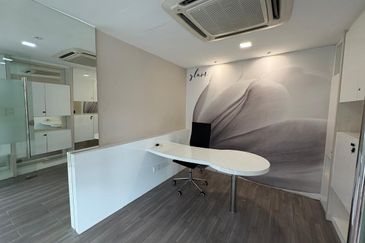 Jalan Maroof, Bangsar Bungalow House Nice Renovation Great Location