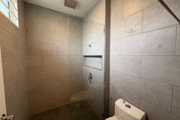 Jalan Maroof, Bangsar Bungalow House Nice Renovation Great Location