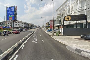 Jalan Maroof, Bangsar Bungalow House Nice Renovation Great Location