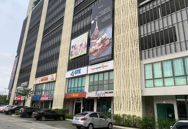 Liberty Arc, Ampang Ukay Ground Floor End Lot Shop Facing MRR2