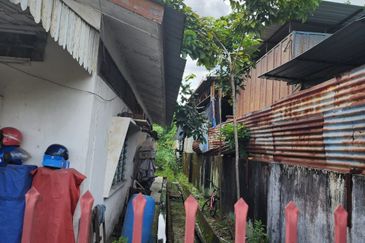 Kampung Ampang Campuran