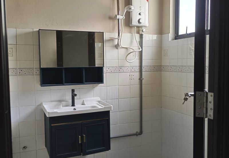 Pandan Mewah Heights Condominium