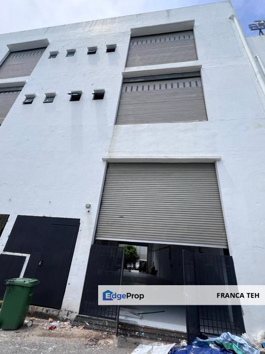 Pulau Meranti 3 Storey Factory, Puchong ampty parking space, Selangor, Puchong