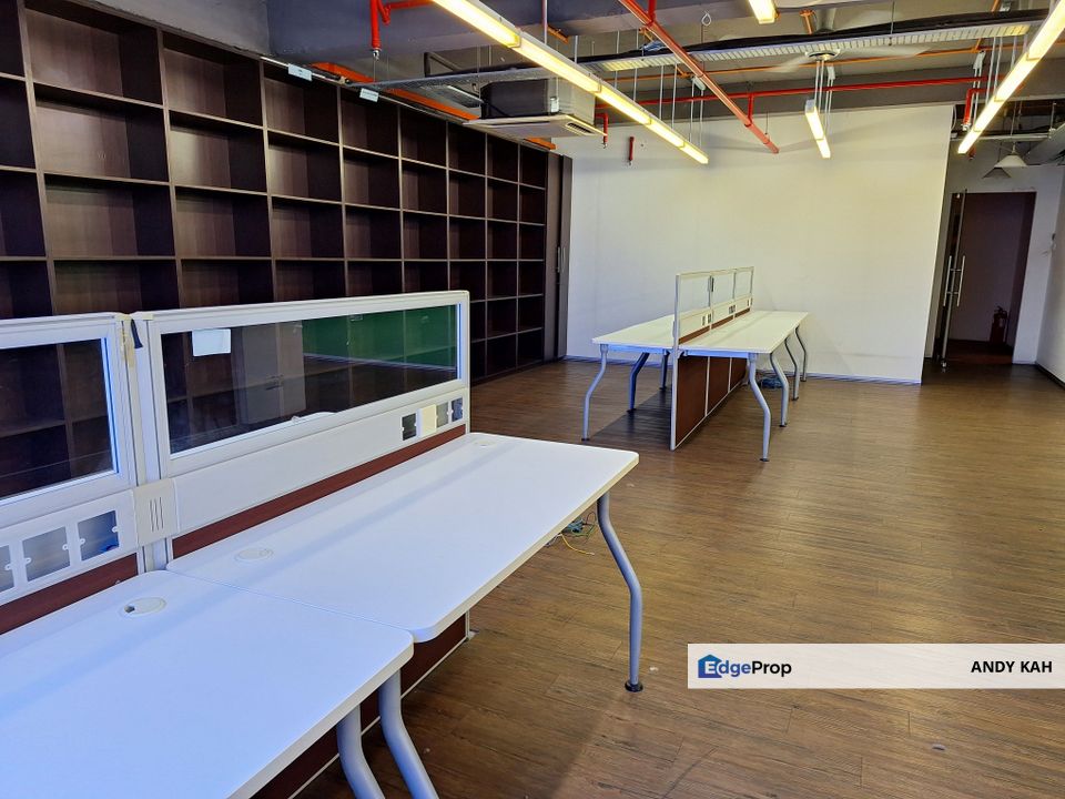 URGENT SALE KELANA CENTRE POINT , Selangor, Petaling Jaya