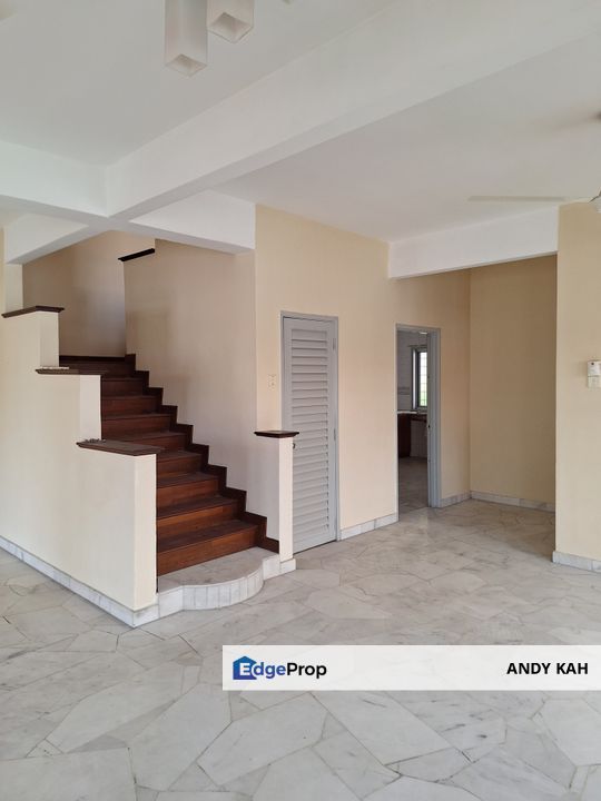 SUBANG USJ 20 2-STOREY TERRACE ENDLOT WITH LAND, Selangor, USJ