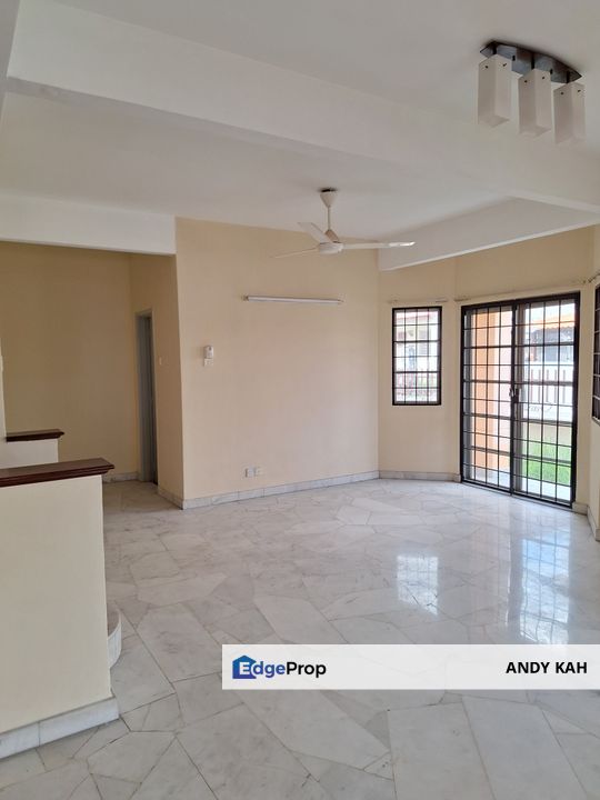 SUBANG USJ 20 2-STOREY TERRACE ENDLOT WITH LAND, Selangor, USJ