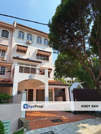 CORNER GARDEN TOWNHOUSE BANGSAR KL, Kuala Lumpur, Bangsar
