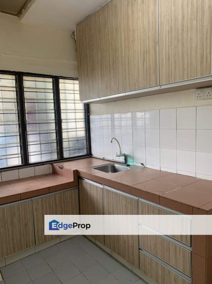 flat for sales at  taman universiti indah, Selangor, Seri Kembangan