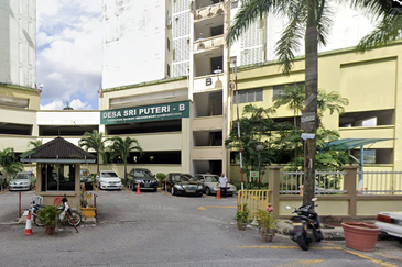 Desa sri puteri block B.desa petaling