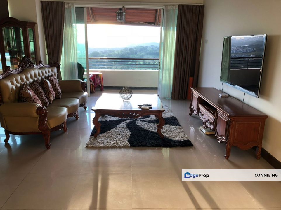 Photo inspiration: Visual Reference: An Exceptionally Beautiful Penthouse Facing Golf Course With Carparks