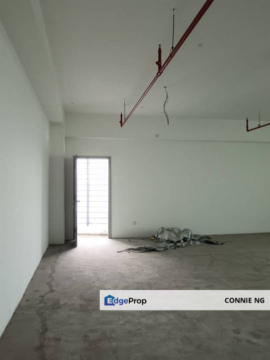 Bare unit with yard Office Suite for Rent at Menara 8 Trium, Selangor, Petaling Jaya