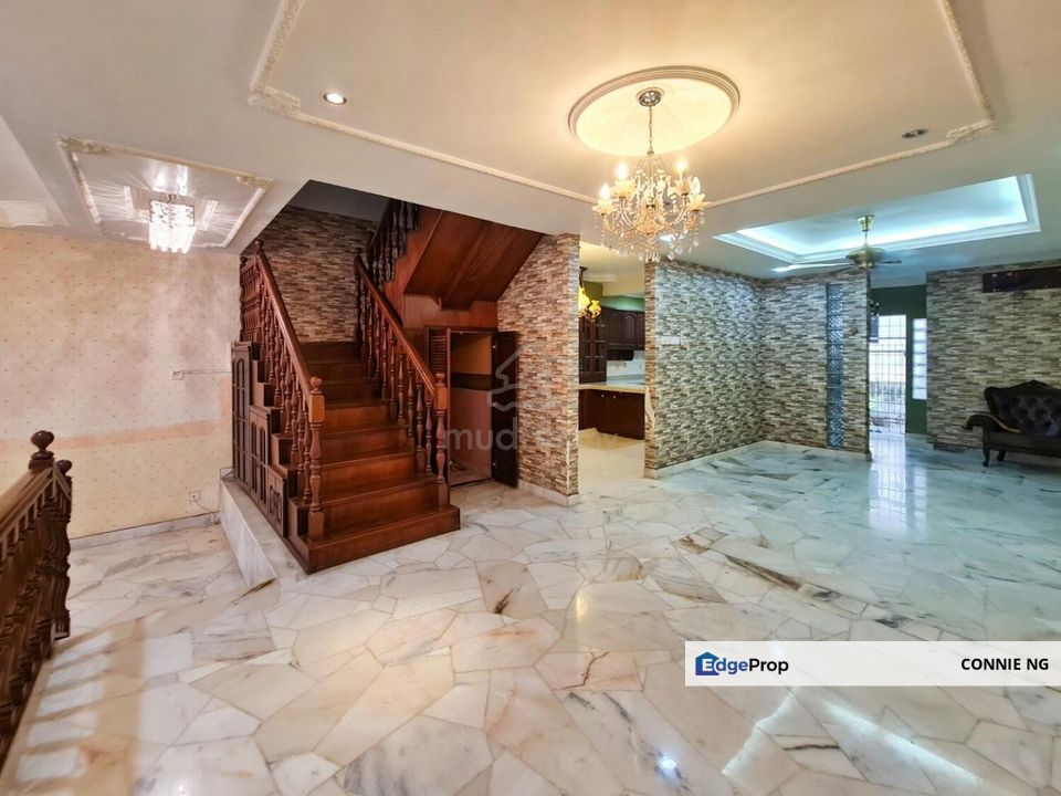 Renovated Double-Storey Terrace Home in Taman Bidara, Selayang for sale, Selangor, Selayang