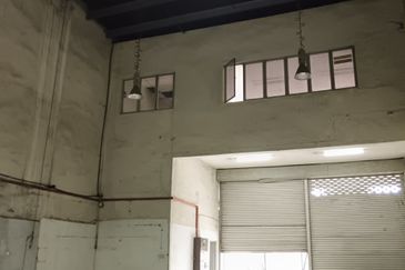 Taman Industrial Sungai Buloh (TSB Commercial Centre)